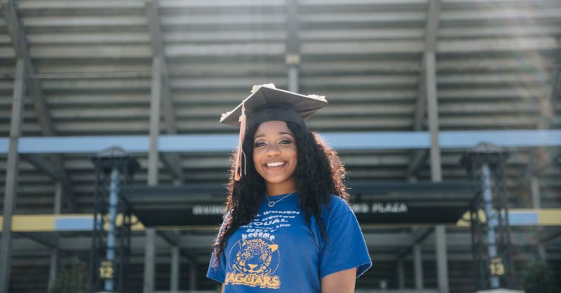 Learn - Woman In Blue Crew-neck T-shirt